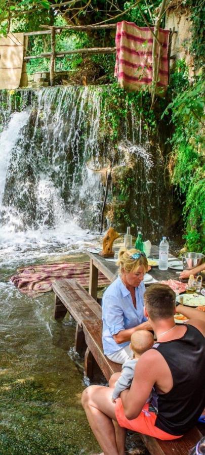 Agrotourism Galic Krka Hotel Drinovci Exterior photo