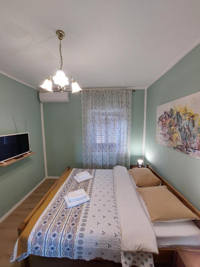 Agrotourism Galic Krka Hotel Drinovci Exterior photo